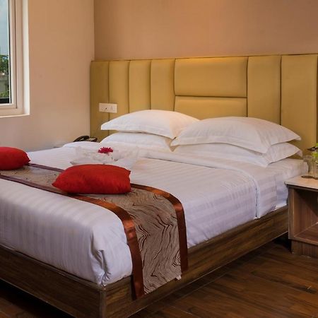 Cr Grande Hotell Madurai Eksteriør bilde