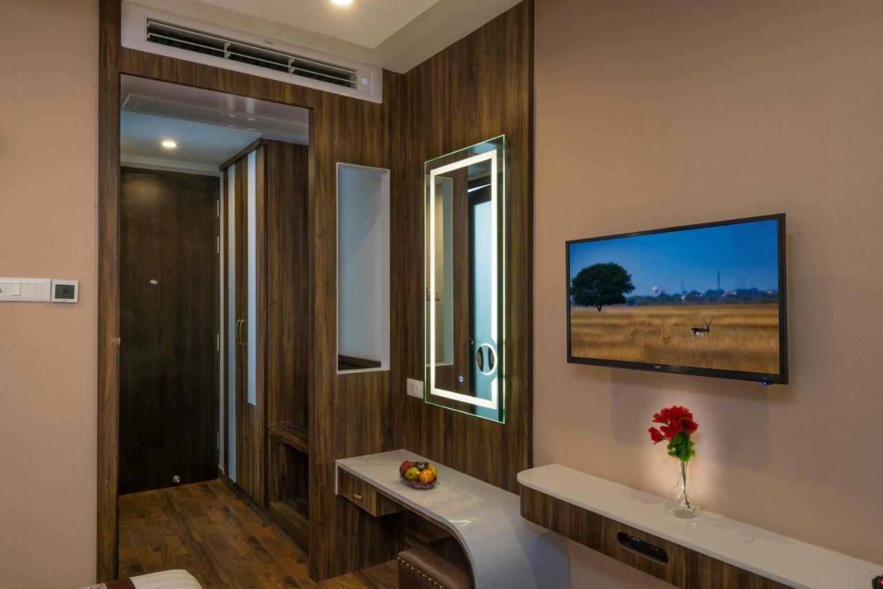 Cr Grande Hotell Madurai Eksteriør bilde