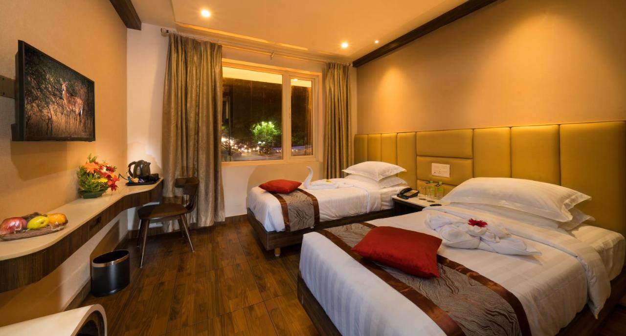 Cr Grande Hotell Madurai Eksteriør bilde